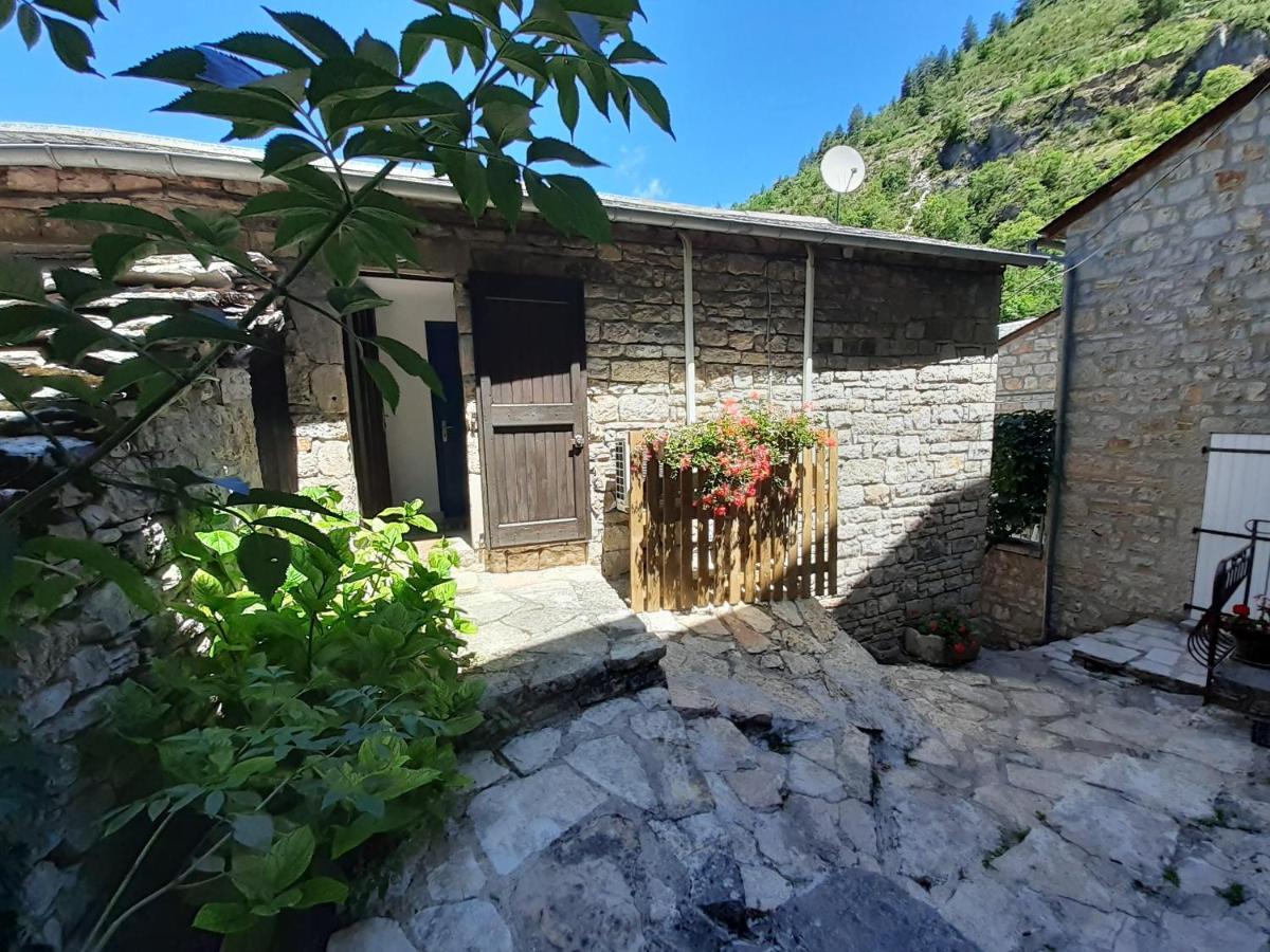 Logis Hotel Restaurant Auberge De La Cascade Sainte-Énimie Exteriér fotografie